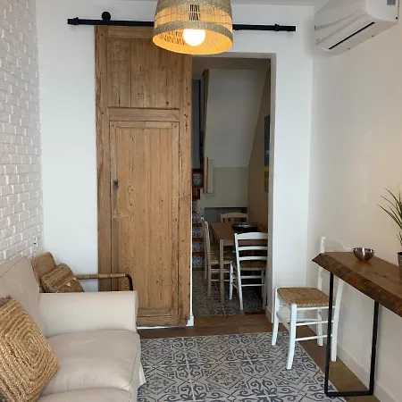 펜션 Sea&dreams Oldtown Iii 칼페